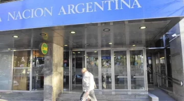Aconsejan no ir a los bancos por el coronavirus pero continúan atendiendo