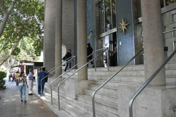 Confirmaron que un día de esta semana abrirán los bancos para el pago de jubilaciones