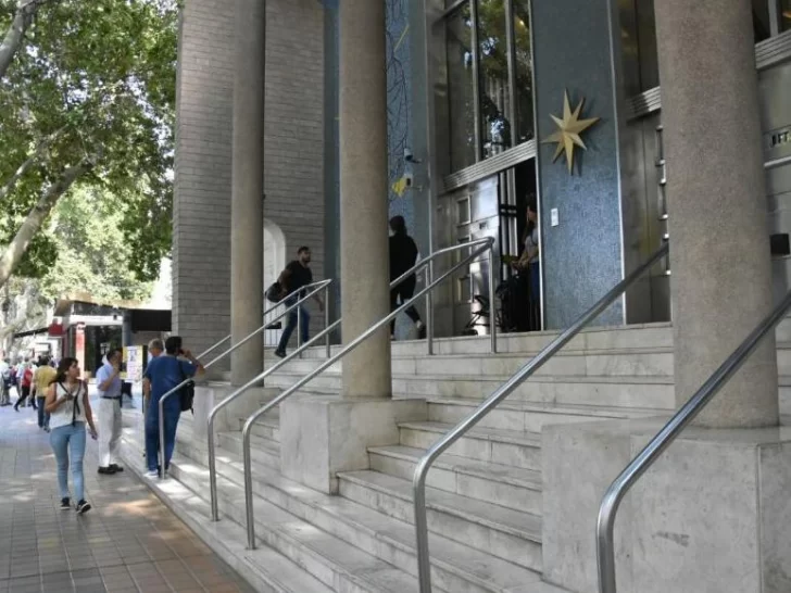 El 24 y 31 de diciembre no habrá atención bancaria