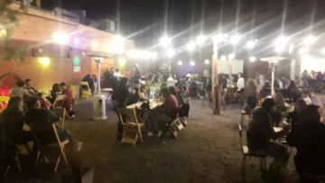 Por exceder la capacidad, clausuraron un bar Por exceder la capacidad, clausuraron un bar