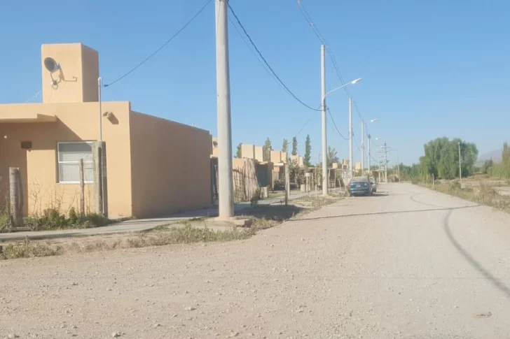 Según una vecina, la nena había dejado de salir a jugar y tenía “la pancita muy hinchada”