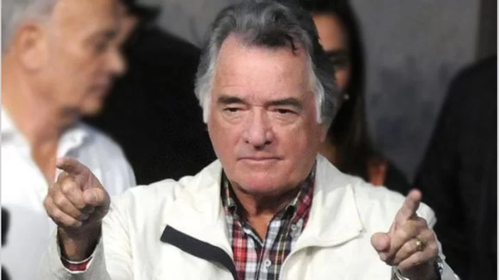 “Que los políticos se dejen de hinchar las pelotas porque vuelve el que se vayan todos” “Que los políticos se dejen de hinchar las pelotas porque vuelve el que se vayan todos”