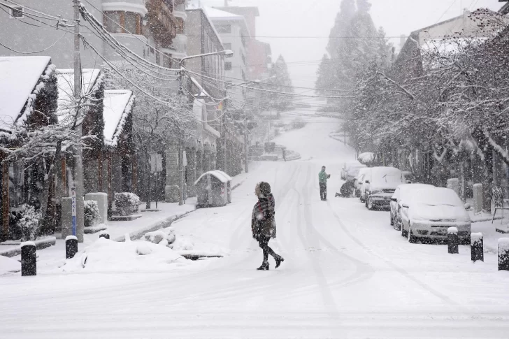 Llegó la esperada nieve a Bariloche y otras zonas cordilleranas