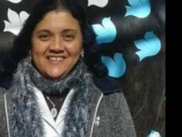 La maestra con 2 hijos que acababa de construir su casa y cuya vida fue arrebatada por el Covid La maestra con 2 hijos que acababa de construir su casa y cuya vida fue arrebatada por el Covid