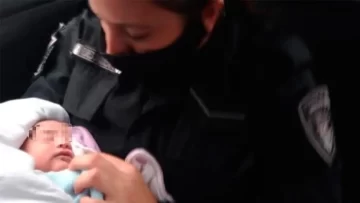 Hallan a beba de 3 días con al menos 5 puñaladas: la abandonaron en bolsa de basura Hallan a beba de 3 días con al menos 5 puñaladas: la abandonaron en bolsa de basura