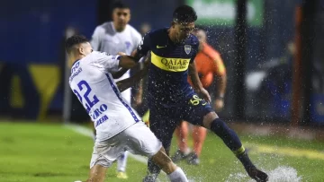 Confirmado: Bebelo Reynoso tiene un esguince en la rodilla derecha Confirmado: Bebelo Reynoso tiene un esguince en la rodilla derecha