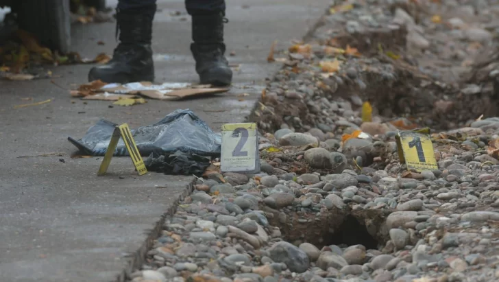 Encontraron un bebé muerto en Maipú: dejaron el cuerpo en la vía pública Encontraron un bebé muerto en Maipú: dejaron el cuerpo en la vía pública