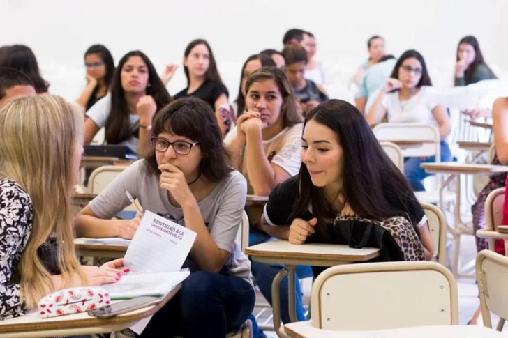 Lanzaron cursos gratuitos de idiomas para 400.000 jóvenes del Plan Progresar Lanzaron cursos gratuitos de idiomas para 400.000 jóvenes del Plan Progresar