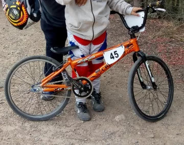 Golpearon a un niño de 12 años para robarle la bicicleta que tenía sólo hace dos semanas