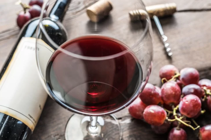 El consumo de vino en el mercado interno registró en julio la mayor suba en 7 años