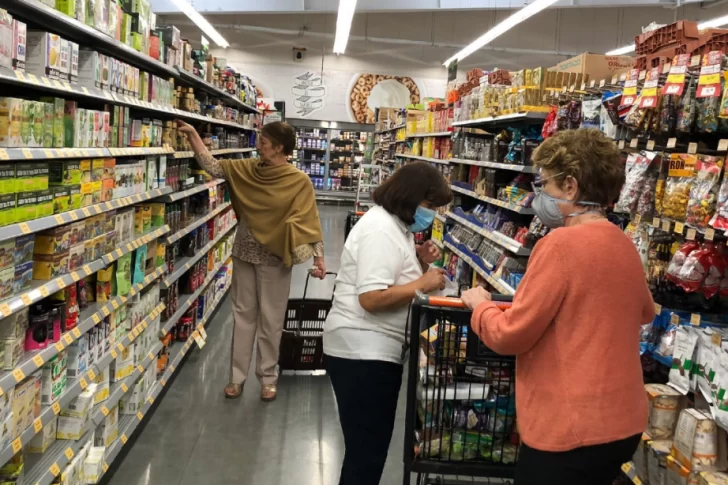 La inflación se aceleró en septiembre y el consumo de alimentos bajó más del 7%