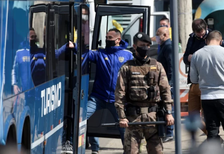 Boca regresa al país luego de estar en una comisaría tras protagonizar gravísimos incidentes en Brasil Boca regresa al país luego de estar en una comisaría tras protagonizar gravísimos incidentes en Brasil