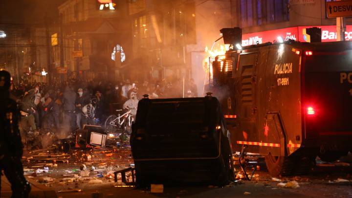 Cinco fallecidos en Bogotá por protestas luego de la muerte de hombre a manos de policías