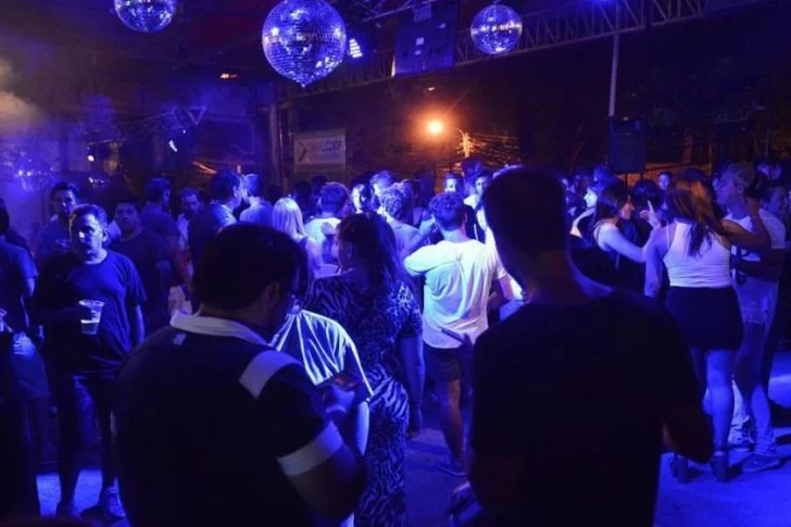 Pase Sanitario en San Juan: cómo será el debut en los boliches