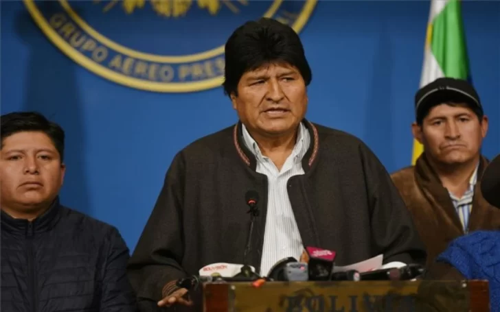 Aseguran que la vida de Evo Morales corre peligro y México le dio asilo político Aseguran que la vida de Evo Morales corre peligro y México le dio asilo político