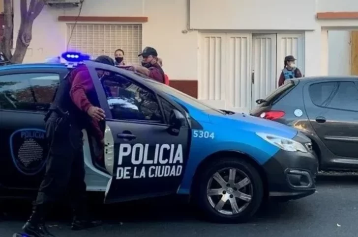 Una mujer denunció a su vecino de PH por ruidos molestos y la mataron a golpes