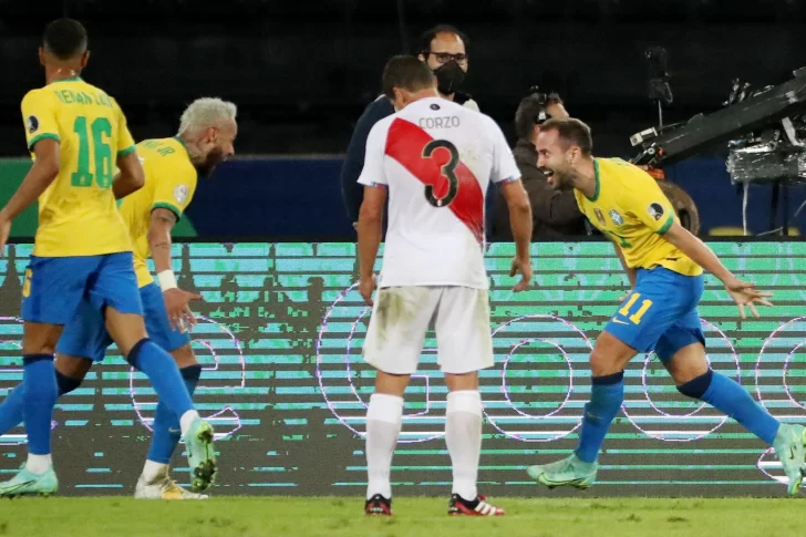 Con una goleada a Perú, Brasil reafirma que es el gran favorito a llevarse el festejo final