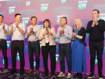 Envalentonada por otra victoria, Bullrich dice que en octubre “gana JxC” y volvió a atacar a Milei Envalentonada por otra victoria, Bullrich dice que en octubre “gana JxC” y volvió a atacar a Milei