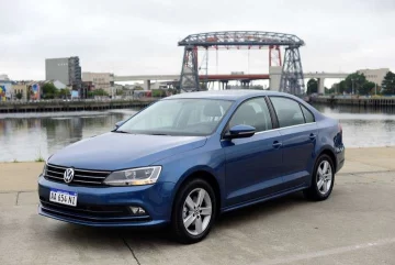 Qué autos y camionetas bajarán de precio y cuáles subirán