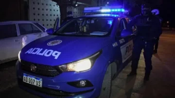 Adolescente denunció que su papá abusaba de ella, le pidió ayuda a un policía y también la violó Adolescente denunció que su papá abusaba de ella, le pidió ayuda a un policía y también la violó