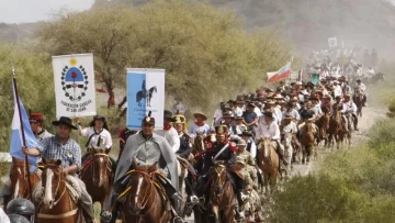 Esperan a más de 4 mil jinetes en la Cabalgata de la Fe Esperan a más de 4 mil jinetes en la Cabalgata de la Fe