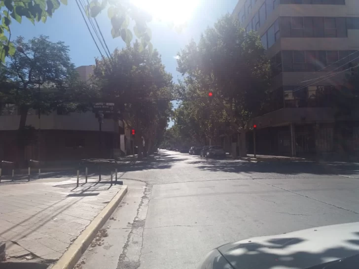 El termómetro superó los 40° y puso a San Juan en la cima del ranking nacional del calor El termómetro superó los 40° y puso a San Juan en la cima del ranking nacional del calor