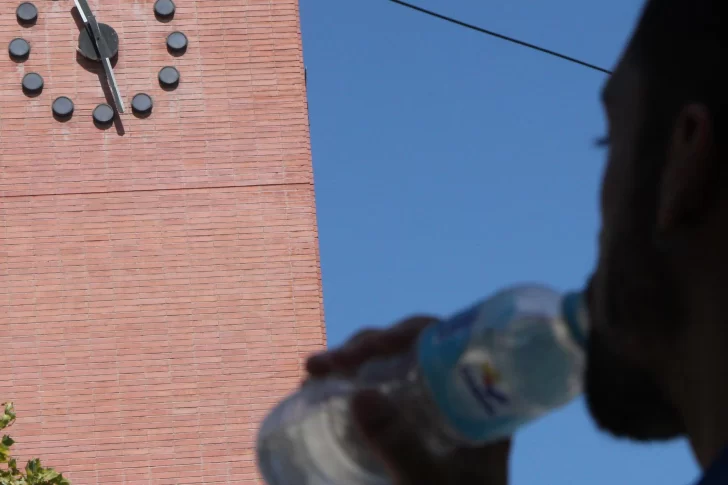 Cómo cuidarse de las altas temperaturas en medio de la ola de calor
