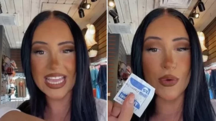 Escrachó a un cliente que le dejó su número mientras cenaba con la novia: “Estoy harta” Escrachó a un cliente que le dejó su número mientras cenaba con la novia: “Estoy harta”