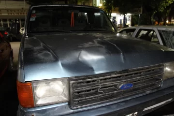 Reventó un neumático y en la maniobra hizo despistar a una camioneta de la Municipalidad de Jáchal Reventó un neumático y en la maniobra hizo despistar a una camioneta de la Municipalidad de Jáchal