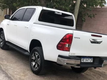 Le robaron la camioneta y otras pertenencias a una familia sanjuanina en Necochea