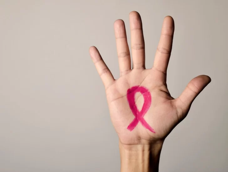 Cáncer de mama, primera causa de muerte por tumores en mujeres: la importancia de su detección