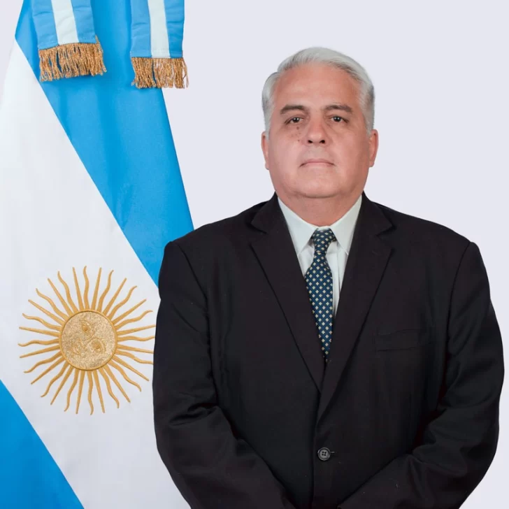 El ministro Andrés Díaz Cano tiene Covid, presenta síntomas y se aisló en su casa El ministro Andrés Díaz Cano tiene Covid, presenta síntomas y se aisló en su casa