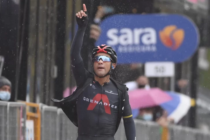 El ecuatoriano Jhonatan Narváez cantó victoria en la etapa 12 del Giro de Italia