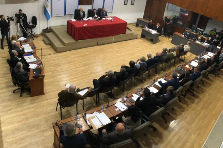 Expropiaciones: pidieron la detención de un exmiembro del Tribunal de Tasaciones por no presentarse en el inicio del juicio