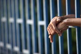 Reportaron 12 muertes por coronavirus en las cárceles federales