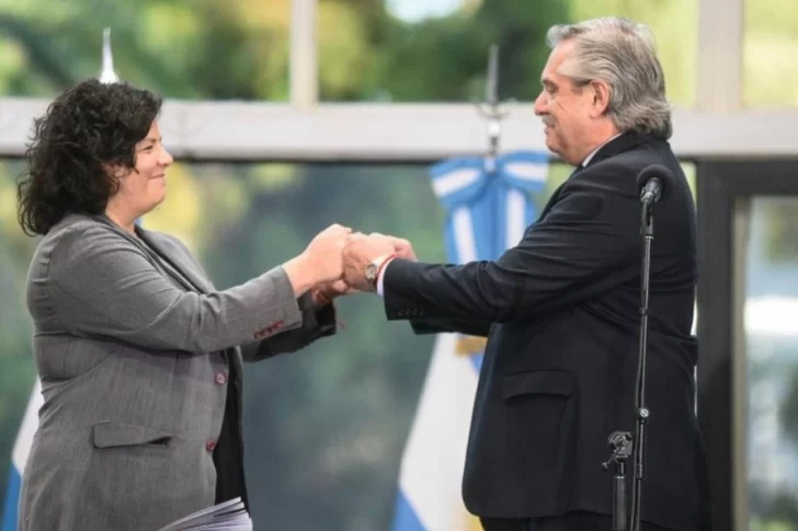 Vizzotti defendió al Presidente: “No hay ningún argentino que no haya cometido un error”