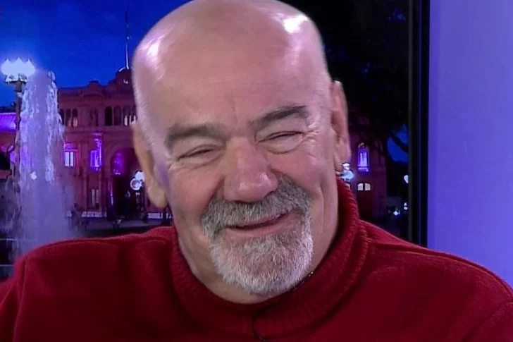 Carlos Sánchez está internado en una lucha contra un cancer de hace 10 años