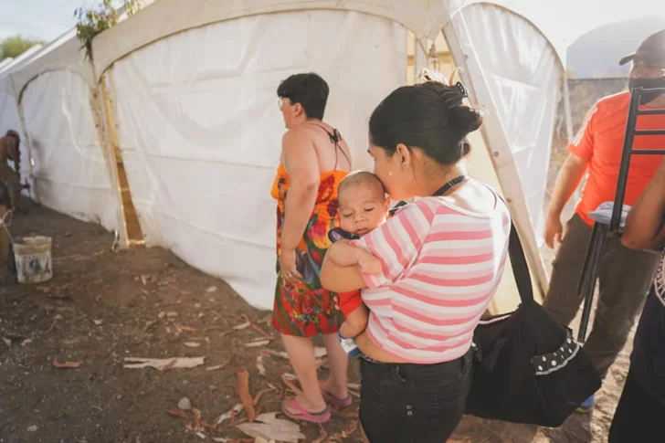 Carpas y ollas populares para asistir a más de 500 familias tras el terremoto