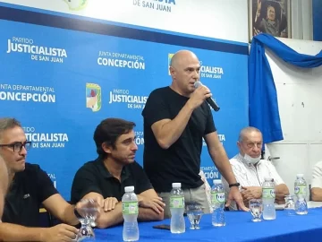 Uñac desplazó al titular de una Junta de Capital por hacer que niños coloreen figuras de Evita Uñac desplazó al titular de una Junta de Capital por hacer que niños coloreen figuras de Evita