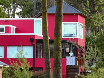 Volvió a su casa de veraneo y la encontró usurpada