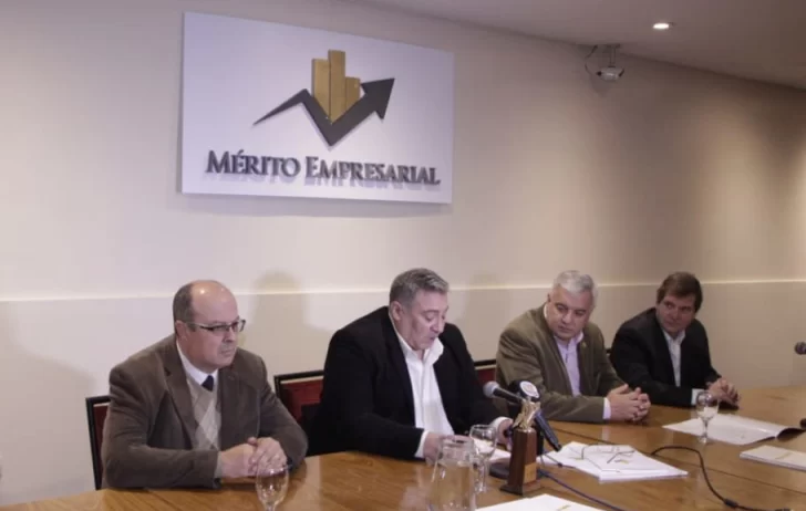 Con un imponente show, entregarán los premios ‘Mérito Empresarial’ Con un imponente show, entregarán los premios ‘Mérito Empresarial’