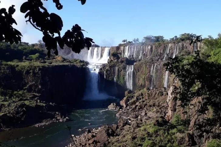 Las Cataratas del Iguazú volvieron a tener agua luego de una sequía histórica