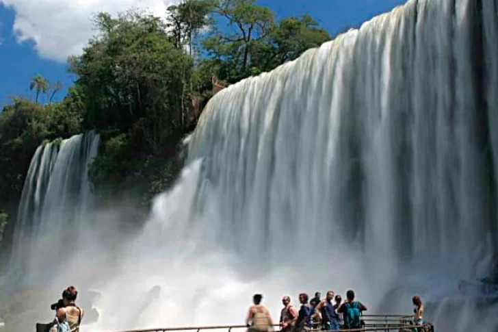 Hallaron el cuerpo del hombre que cayó a las Cataratas del río Iguazú