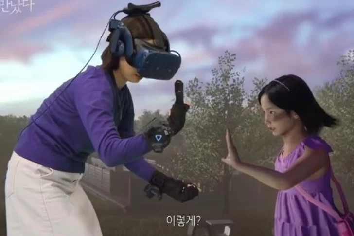 Una madre se reencuentra con su hija fallecida gracias a la realidad virtual