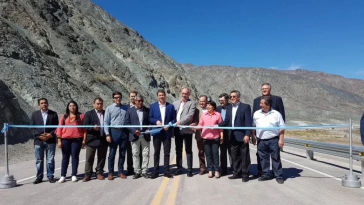 Inauguraron 18,5 kilómetros pavimentados de la Ruta 12 Inauguraron 18,5 kilómetros pavimentados de la Ruta 12