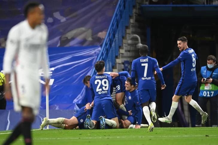 Chelsea sacó una buena ventaja ante Porto como visitante