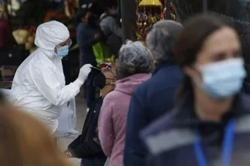 Chile bate récord de contagios diarios con casi 9.300 nuevos casos de coronavirus Chile bate récord de contagios diarios con casi 9.300 nuevos casos de coronavirus