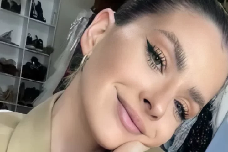 La China Suárez boca abajo y cola al Sol: “Te lo perdiste Mauro”, el picante comentario de un fans