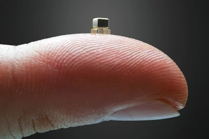 Desarrollan el chip más pequeño del mundo que puede ser inyectado en el cuerpo