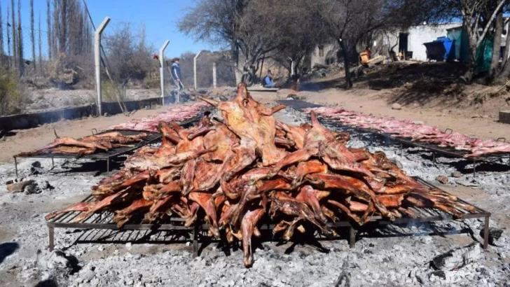 Música, artesanías y gastronomía regional en la Fiesta del Chivo